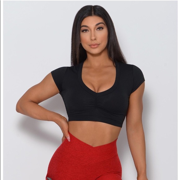 Bombshell Sportswear Tops - NWT Bombshell Sportswear Flex Tee (M)